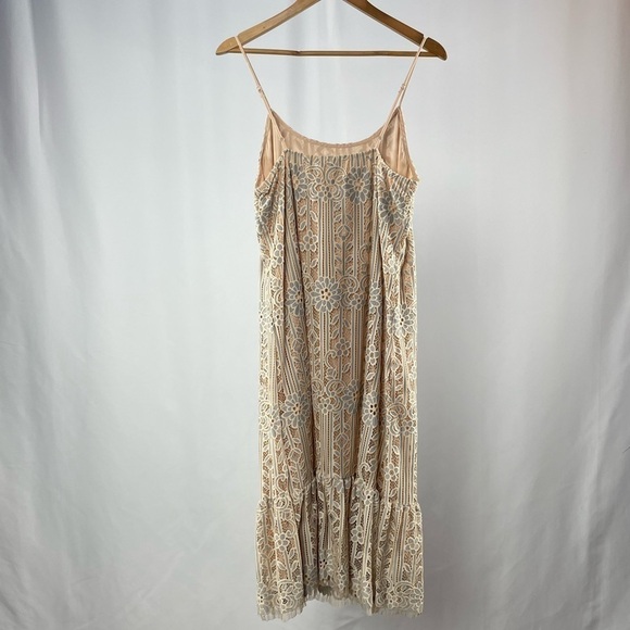 NWT Eli + Ali by Anthropologie Twilight Lace‎ Dress in Silver Size Medium - Picture 7 of 11